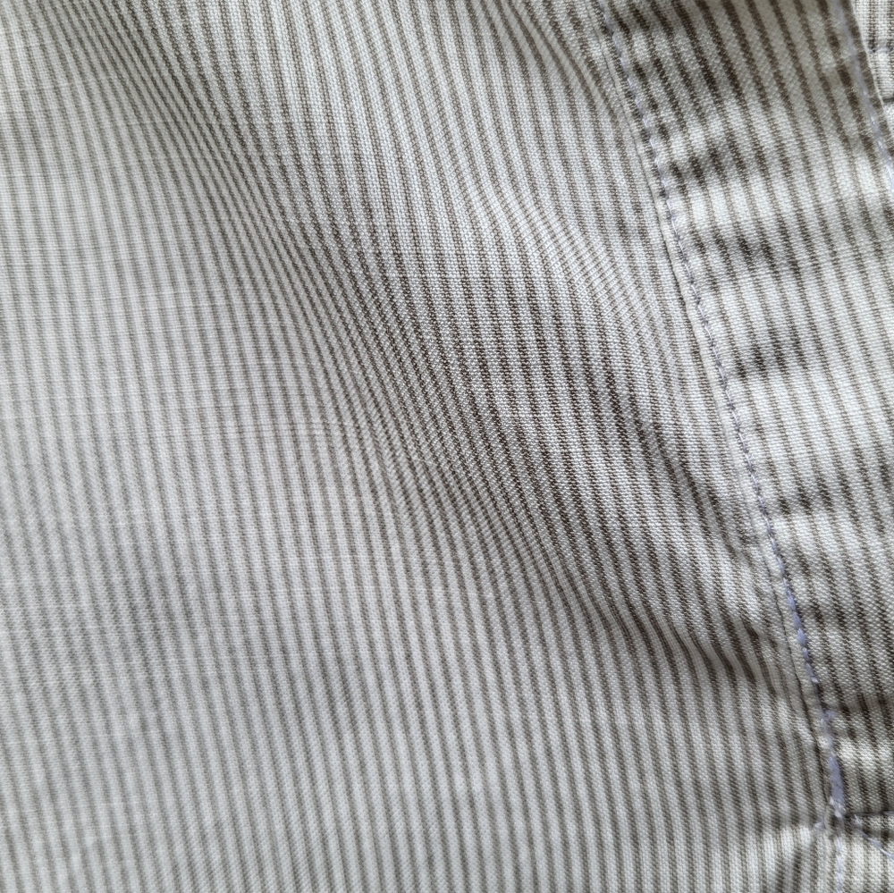 Side Stitch Cream and Gray Striped Long Sleeve Pullover Top - Size XS - Picture 3 of 6